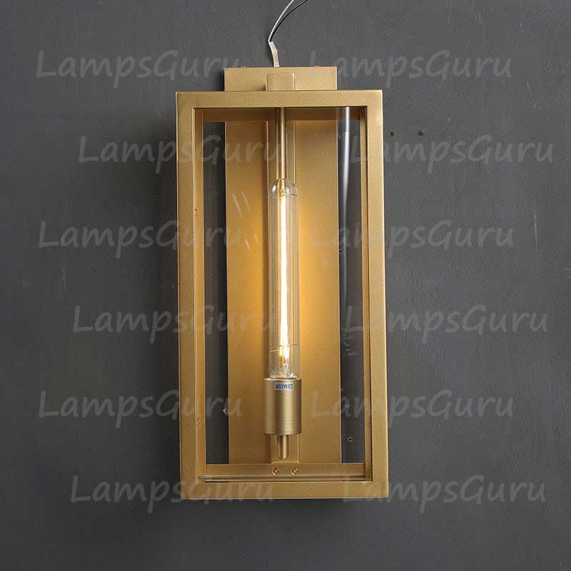 Beckmana Square Wall Sconce 18"