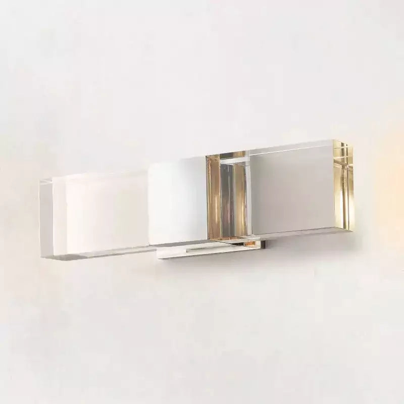 Serrar Linear Sconce