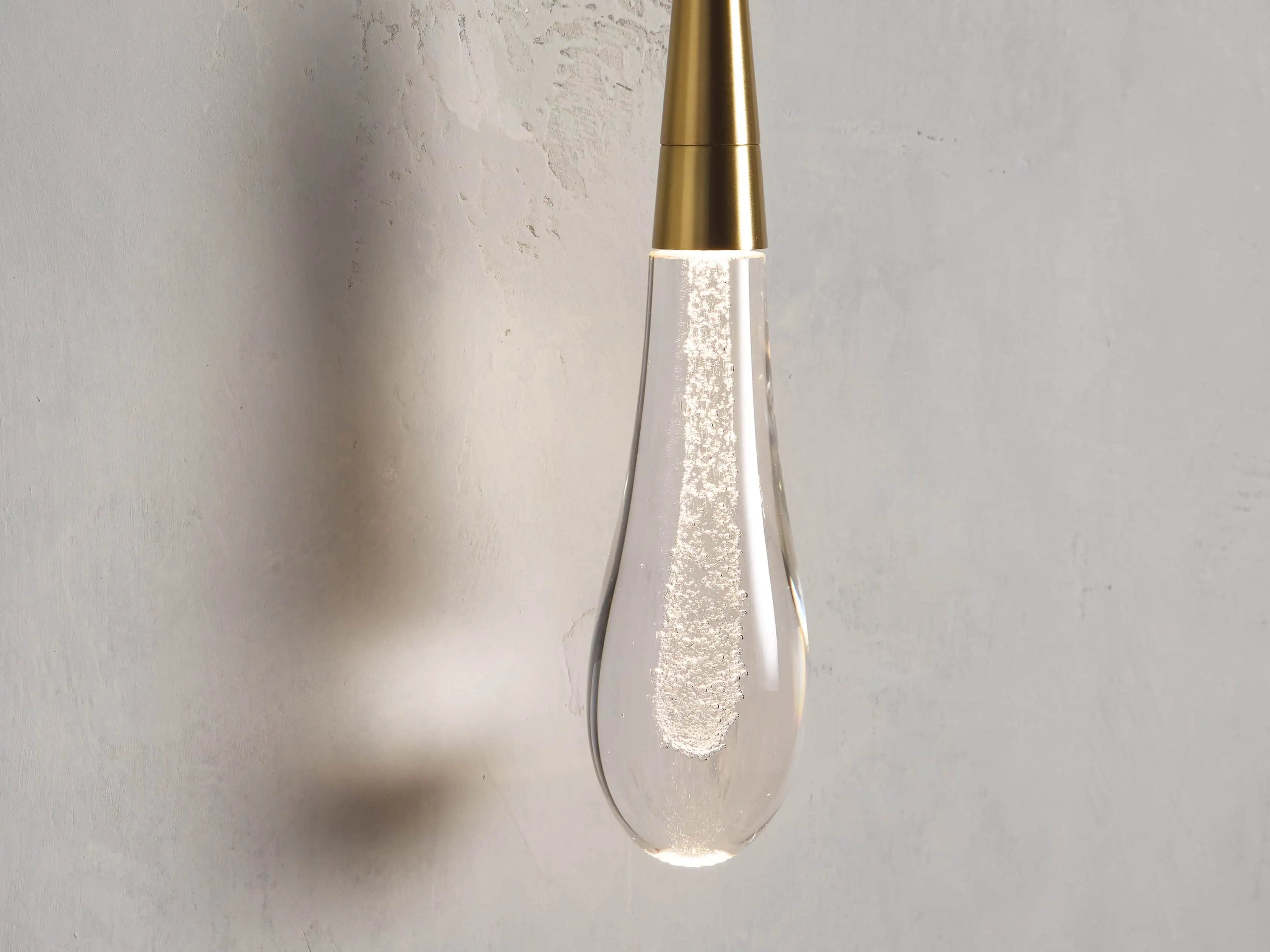 Solitaire Glass Raindrop Wall Sconce