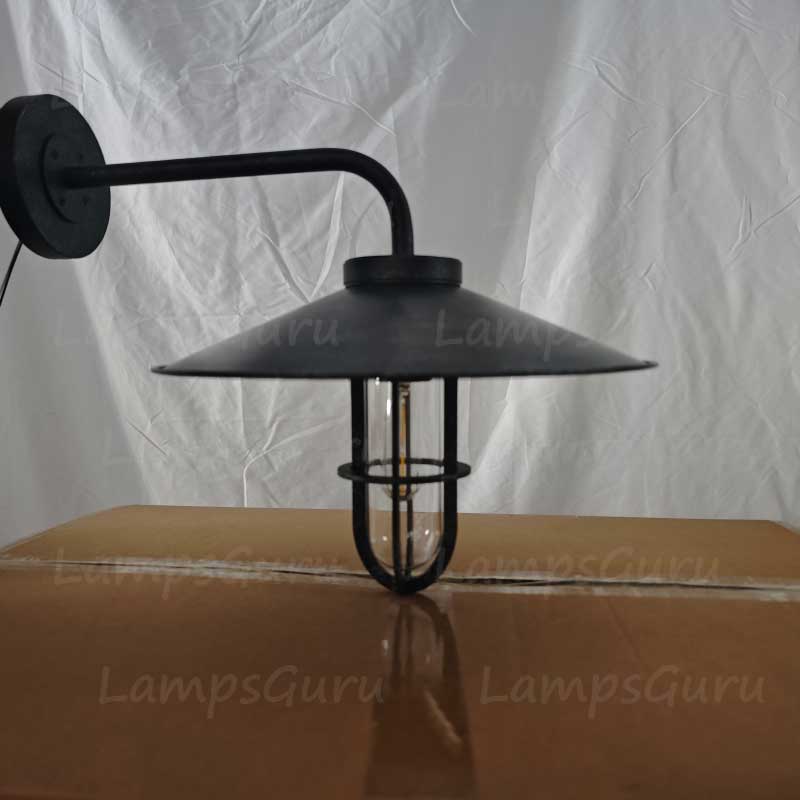 Utilitairey Barn Outdoor Wall Sconce