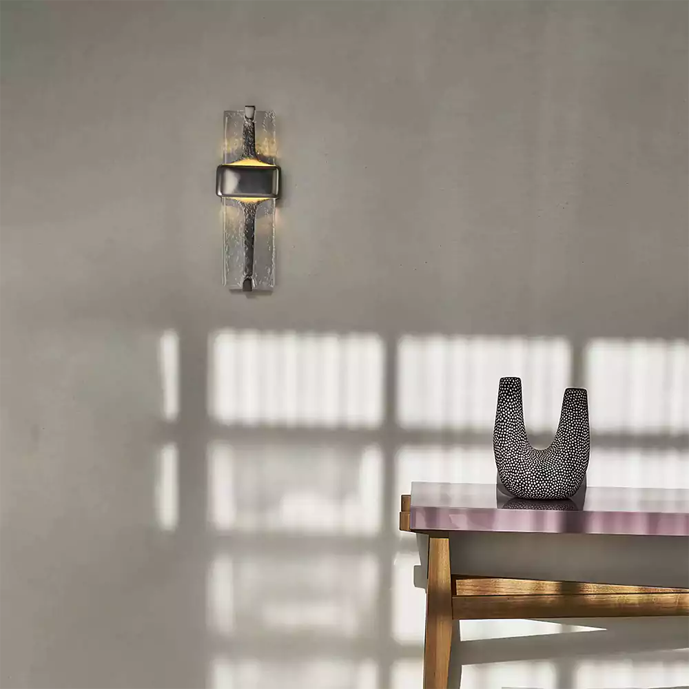 Vesta Wall Lamp