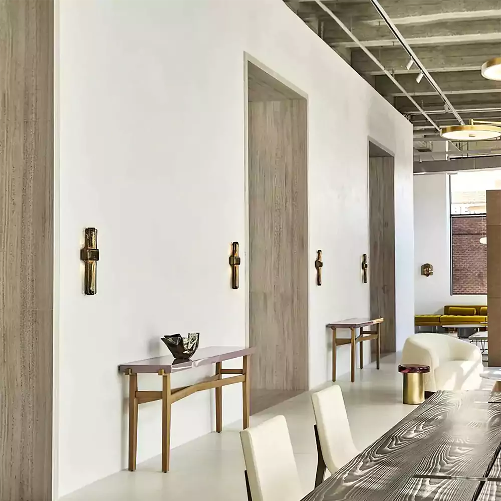 Vesta Wall Lamp
