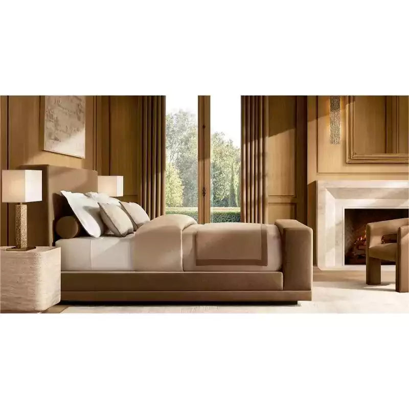 Vouvraya Grand Wall Sconce