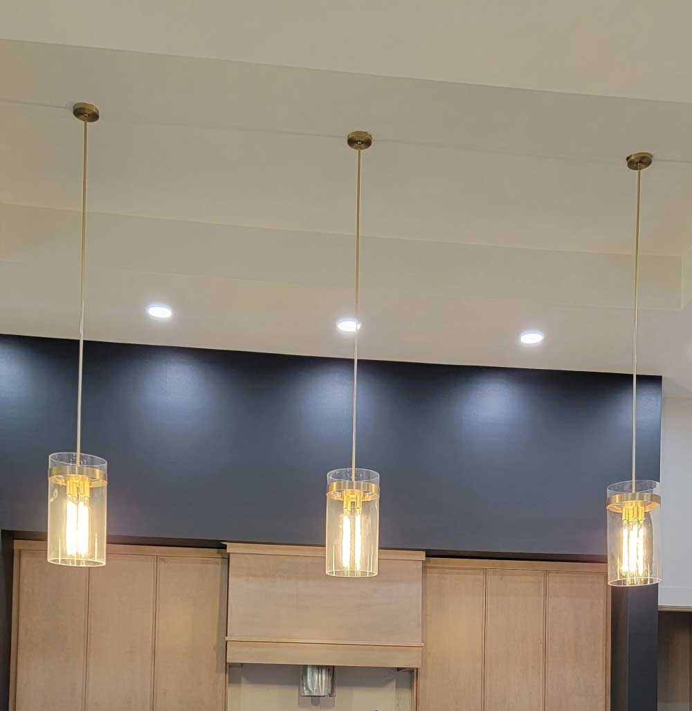 LG Ravale Clear Glass Pendant